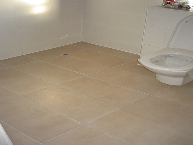 Before-Grout-Colouring11